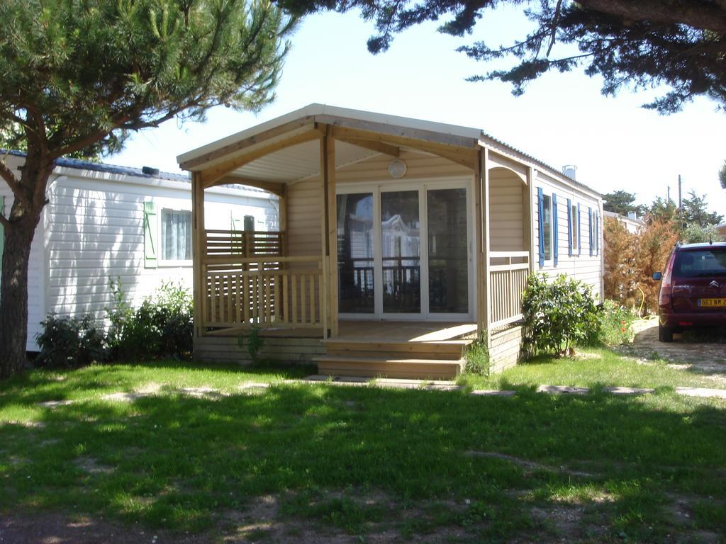Camping Barataud Saint-Denis-dʼOléron Eksteriør billede